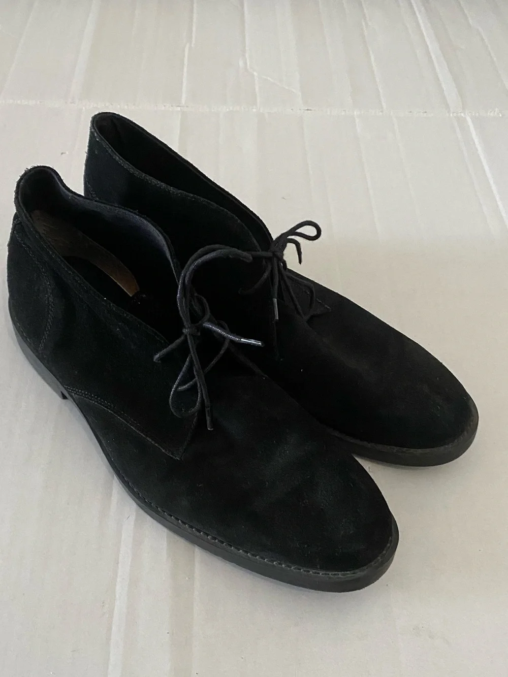 Banana Republic Men's Black Suede Chukka Boots - Classic Lace-Up Size 12